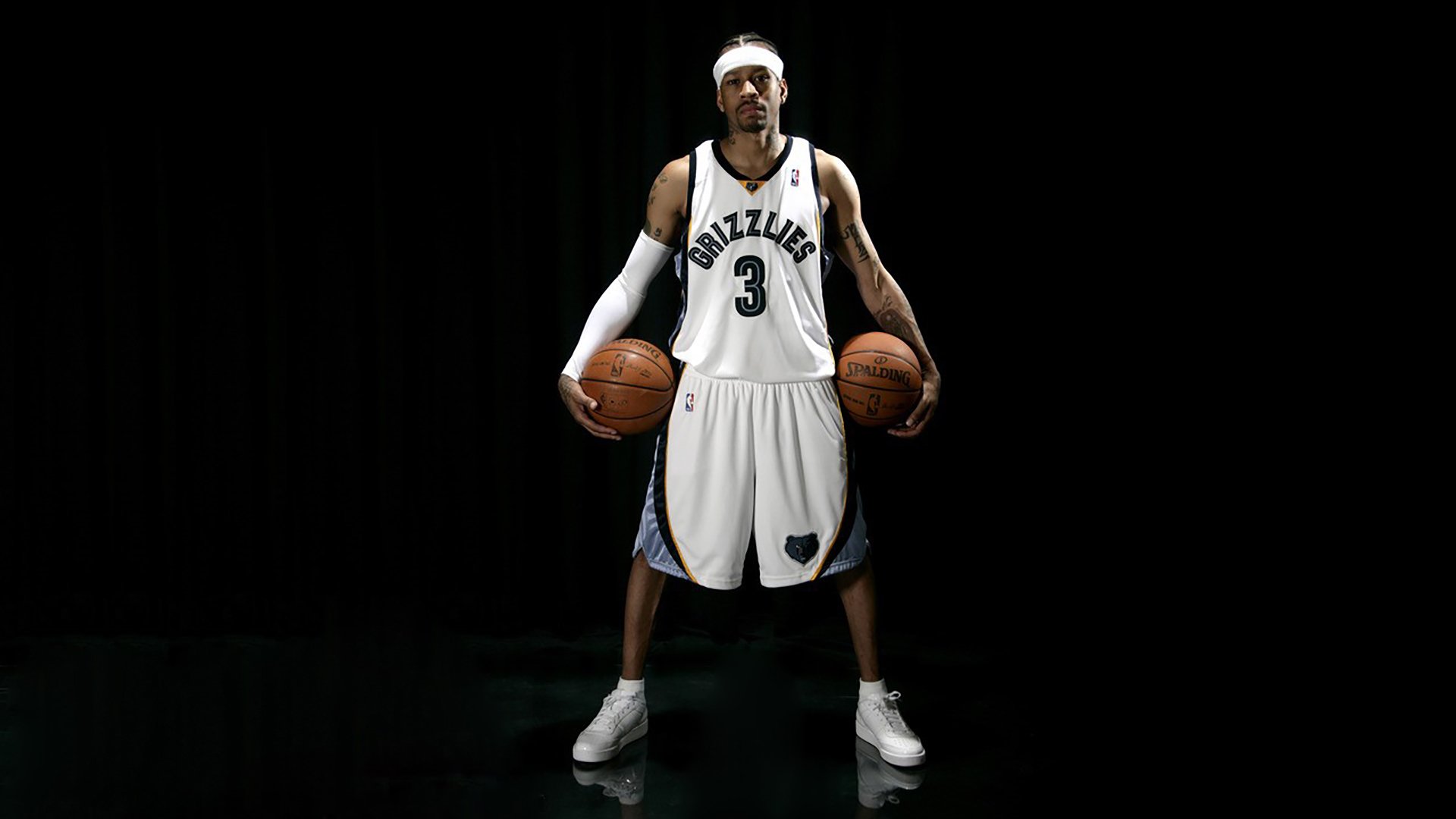 多地推动篮球进校园活动普及篮球文化扎根基层，校园篮球文化建设